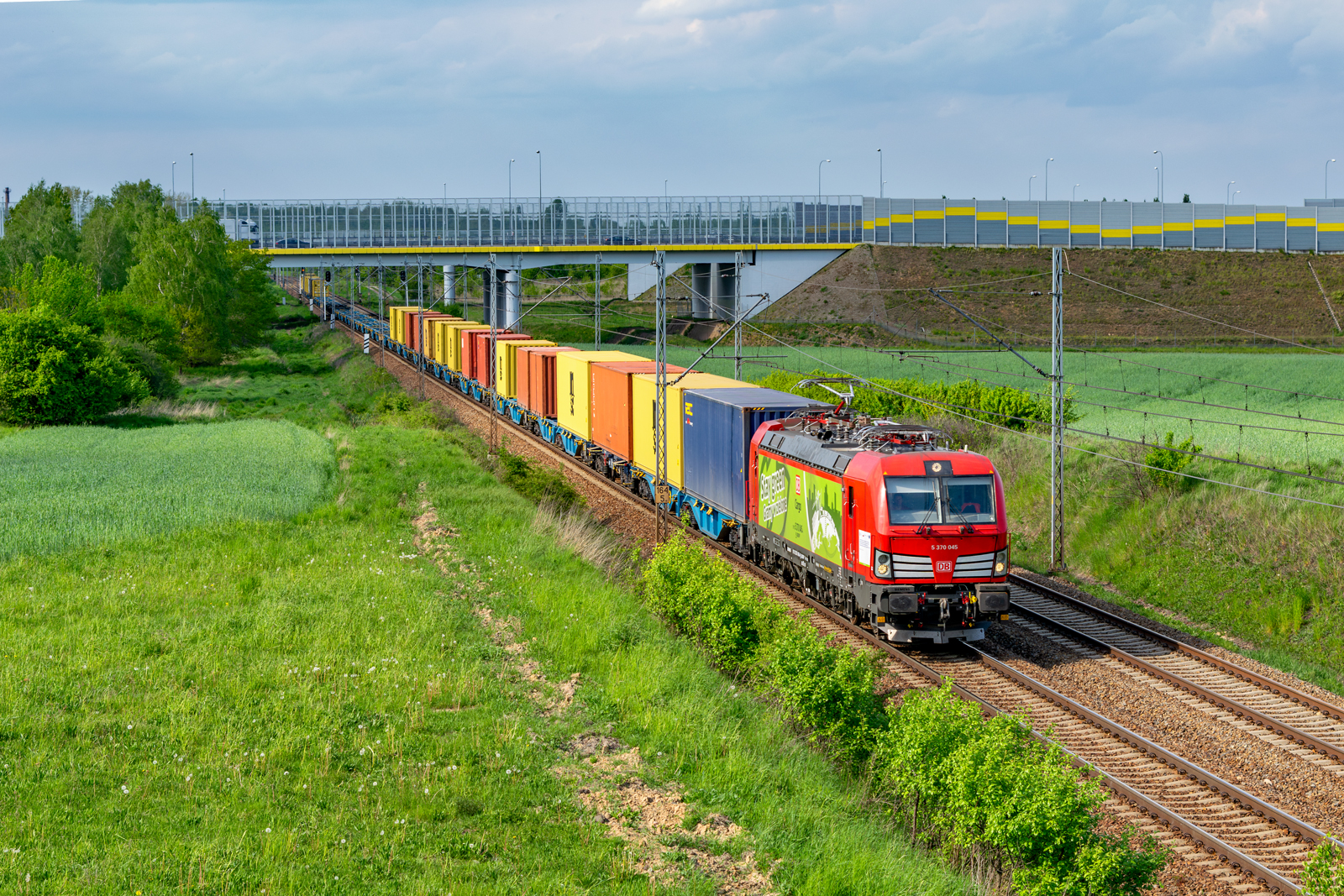X4AB-045