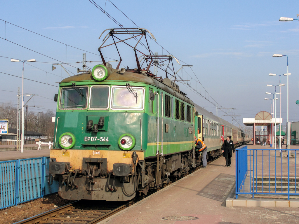 EP07-544