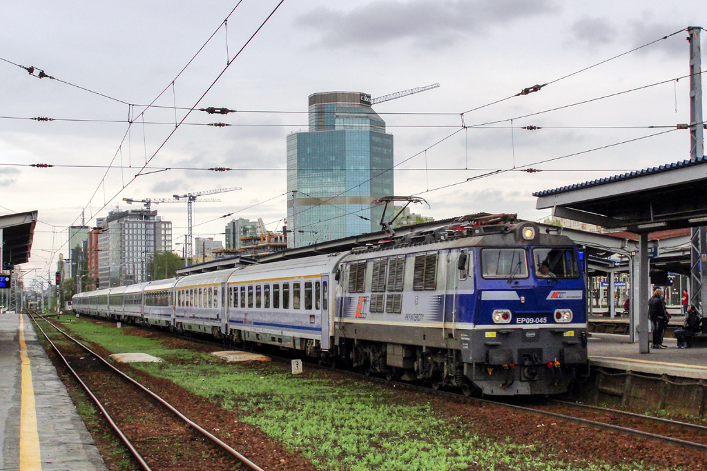 EP09-045