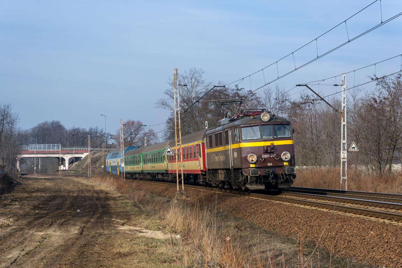 EU07-217