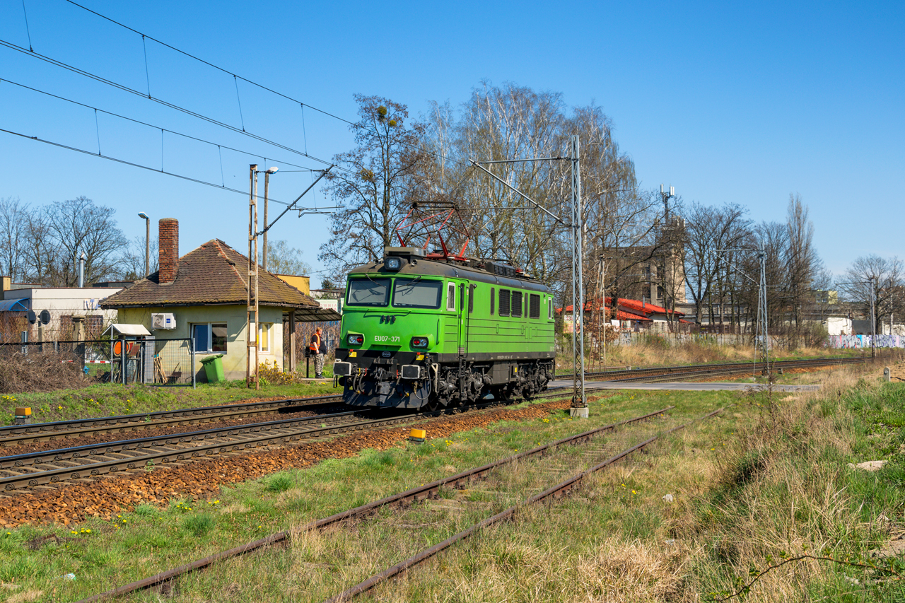 EU07-371